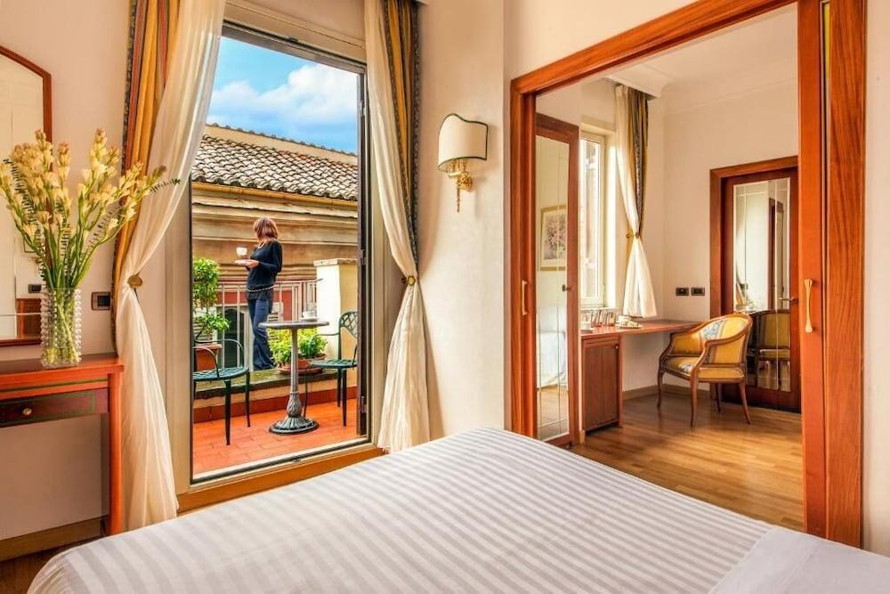 Hotel Regno Рим Экстерьер фото