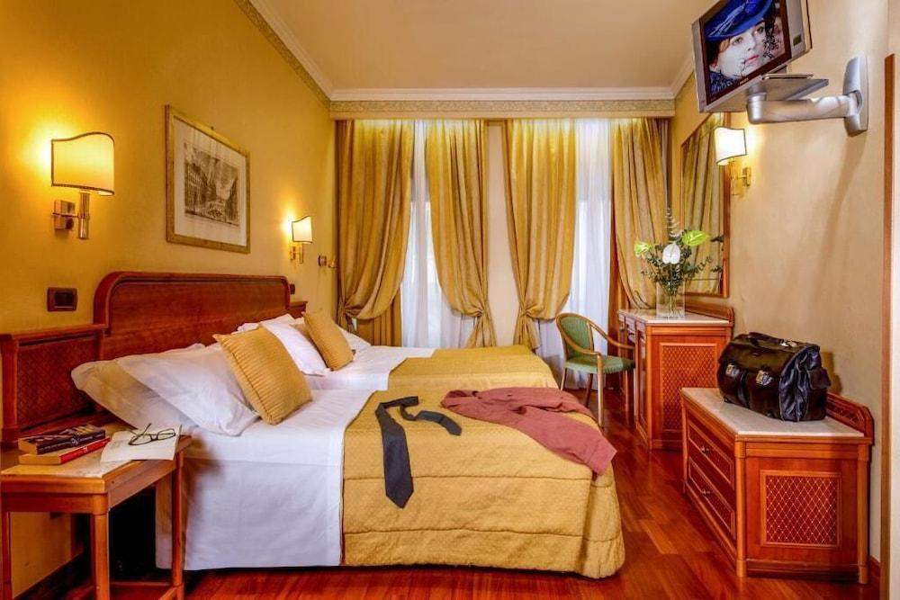 Hotel Regno Рим Экстерьер фото