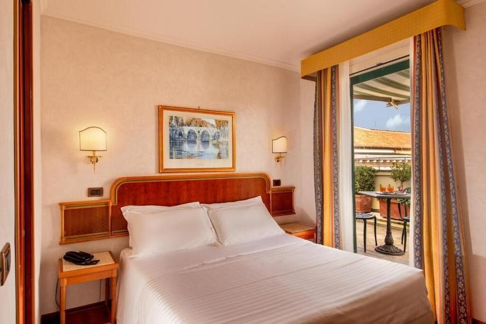 Hotel Regno Рим Экстерьер фото