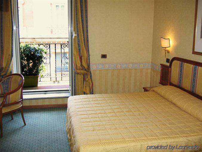 Hotel Regno Рим Номер фото